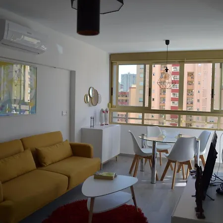 Un Rincon En El Paraiso * Benidorm